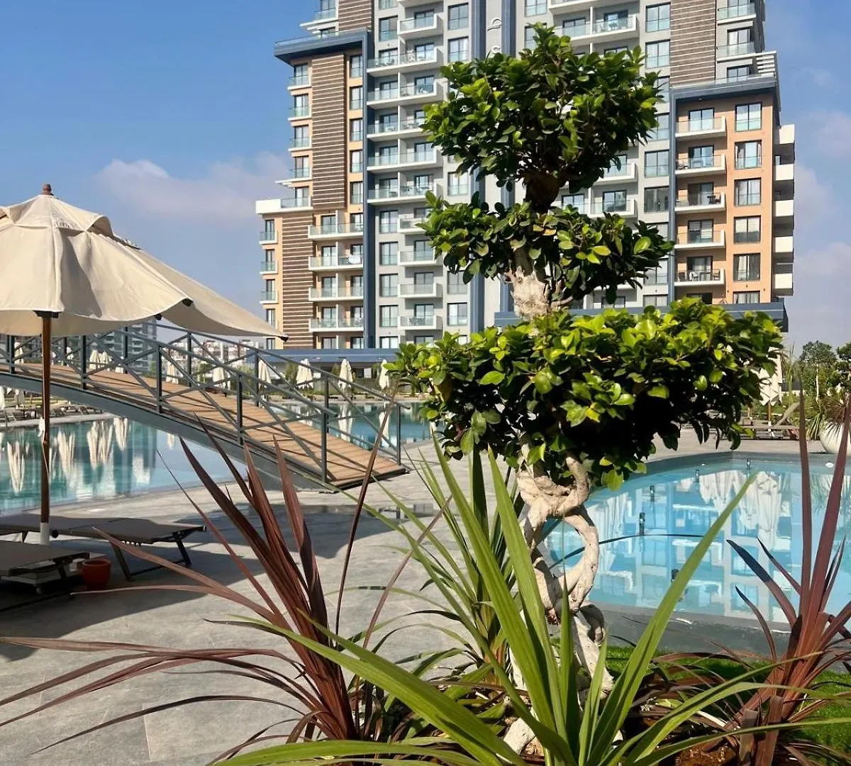 Riverside Life Residence location